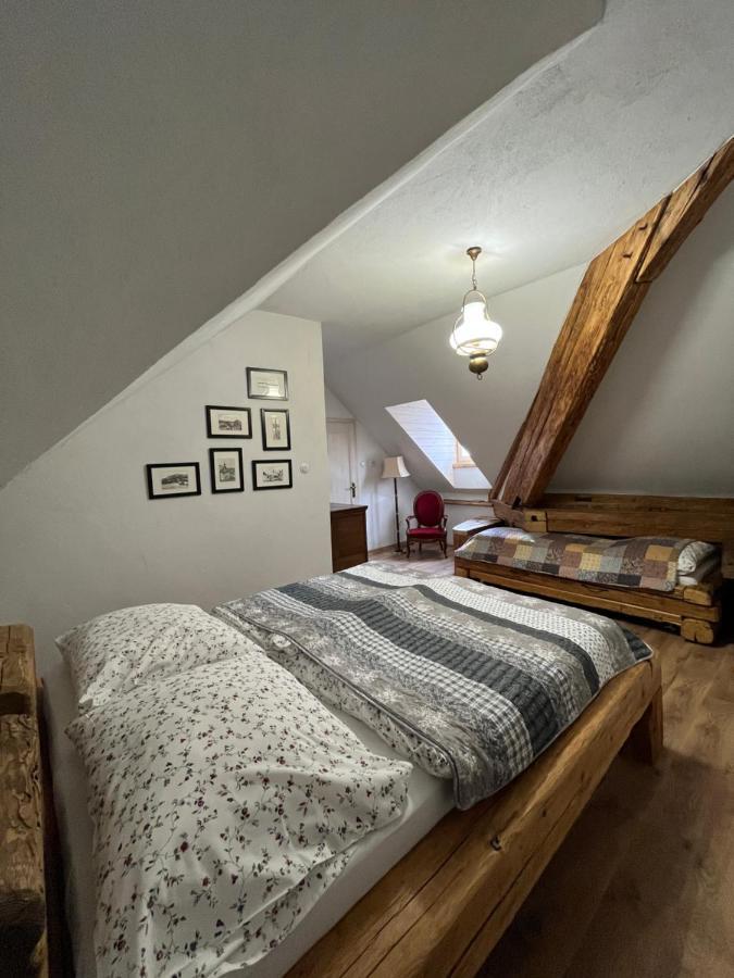 Banská Štiavnica Apartmany Pod Schodami מראה חיצוני תמונה