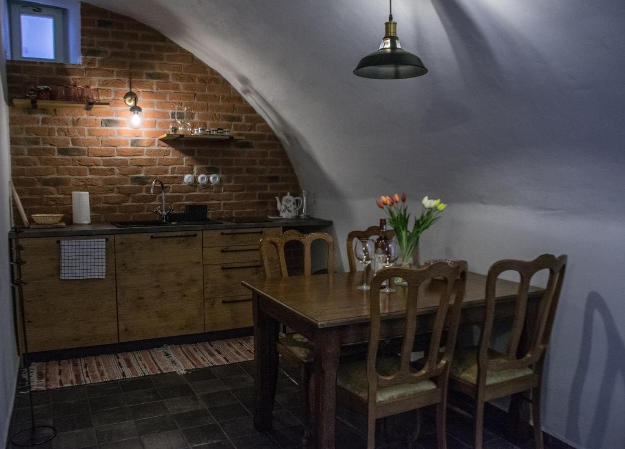Banská Štiavnica Apartmany Pod Schodami מראה חיצוני תמונה